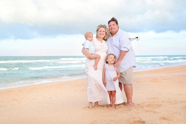Family photography sessions and beach portraits in Florida